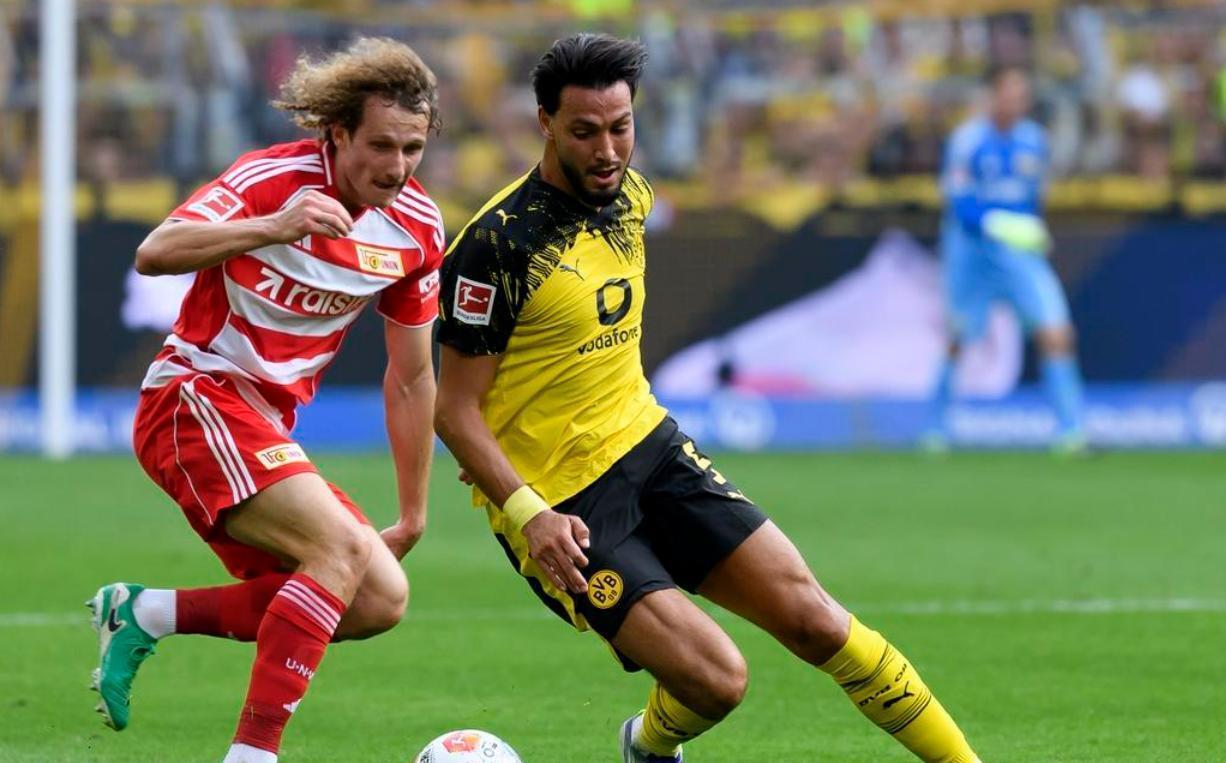 亿德体育官方入口今晨利物浦备战中超赛前皇家马德里备战CBA季后赛，现场解说直呼：转会期莱比锡调整名单以备亚冠的简单介绍