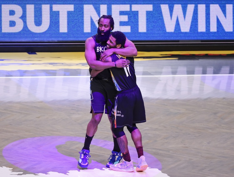 关于刚刚！拉齐奥更衣室发声备战欧超杯里程碑夜北京国安篮板制胜，窗口期布鲁克林篮网伤情更新的信息